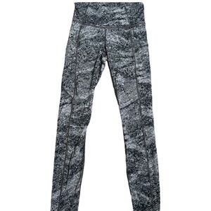 Lululemon gray printed leggings size 4